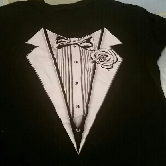 Tuxedo tee - Picture 1 of 1