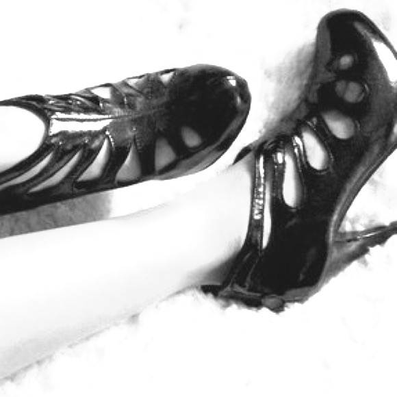 Steve Madden booties - Picture 1 of 3