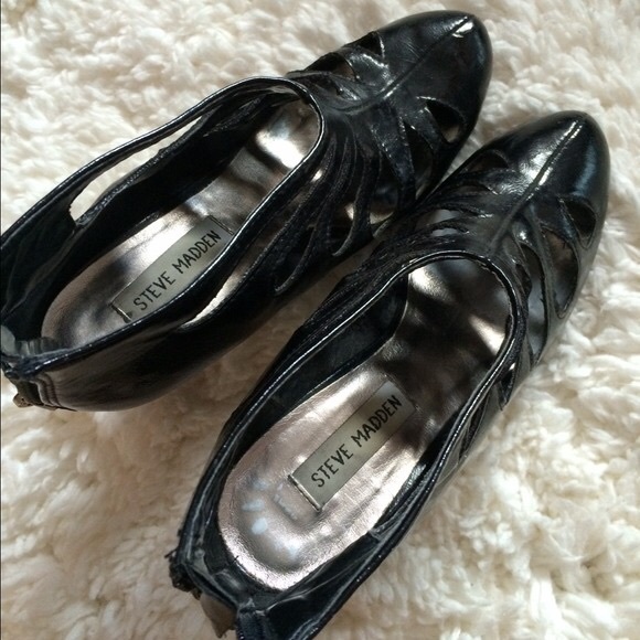 Steve Madden booties - Picture 2 of 3