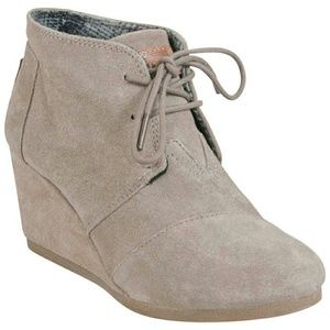 TOMS Women's Desert Wedge Taupe Wedge Boot