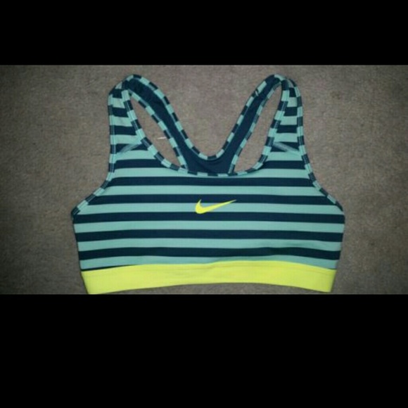 Womens nike sports bra