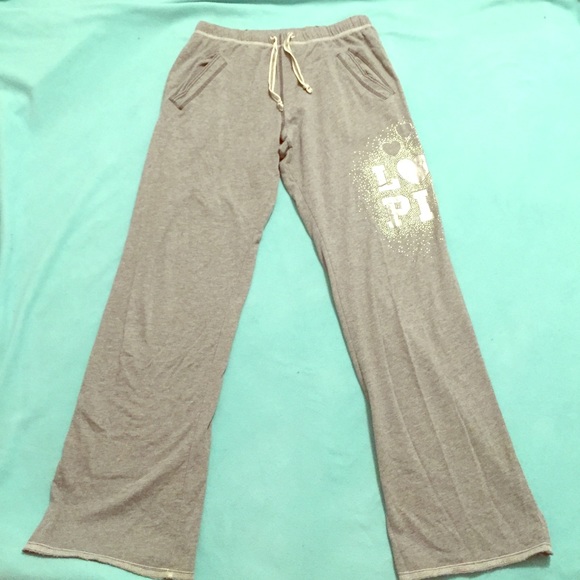 💗PINK gem detailed gray boyfriend fit pants💗