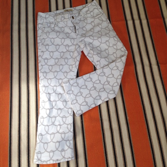 White Cabi jean capris with chain detailing