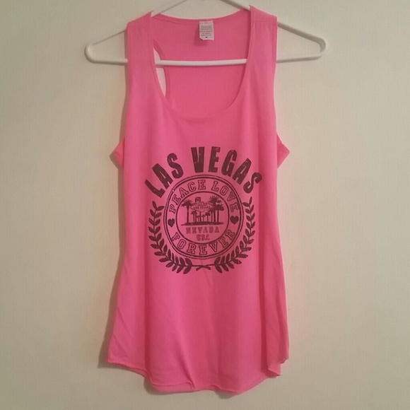 🎀🎀New No Tag Lovely Pink Las Vegas Top🎀🎀