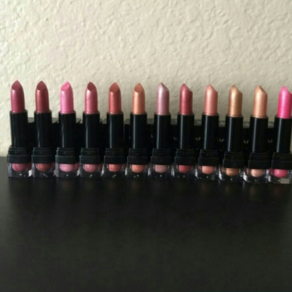 16 NYX Lipsticks for @dschrade1984