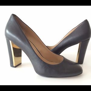 BANANA REPUBLIC BLACK PUMPS, SIZE 9