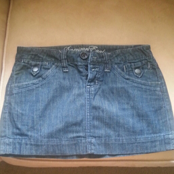 SOLD IN BUNDLE American Eagle skirt
