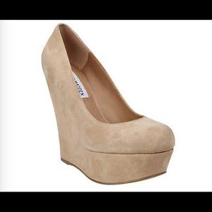🚫sold🚫Steve Madden wedges