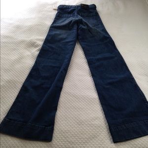 H&M Super High Waisted Jeans- NWT!
