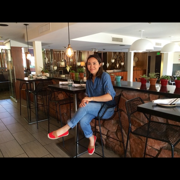 Meet your seller 😄 - Picture 2 of 7