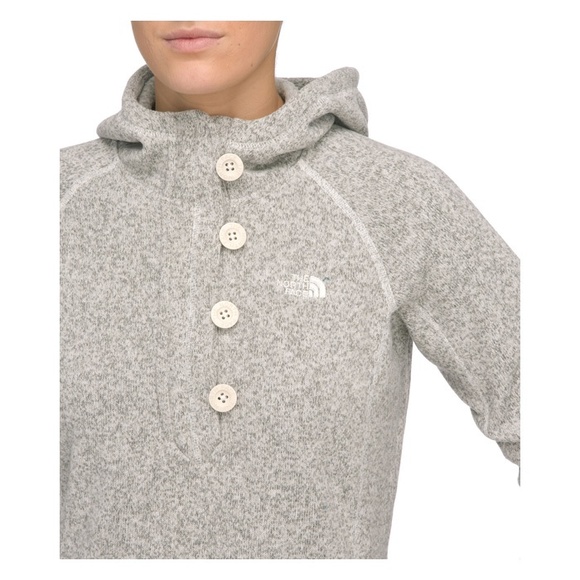 👀 ISO!!!! Crescent Sunset Northface Hoodie 👀