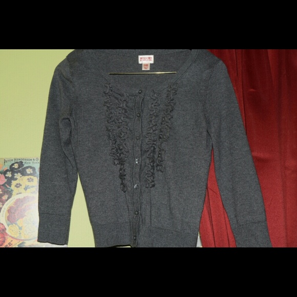 Grey sweater