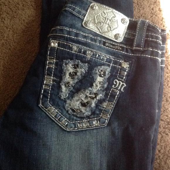 NWOT MISS ME JEANS. NEVER BEEN WORN