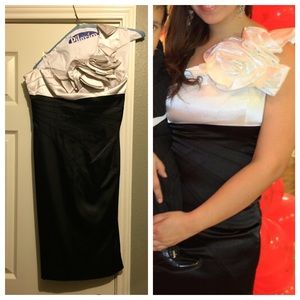 ⭐️Adrianna Papell Evening Dress