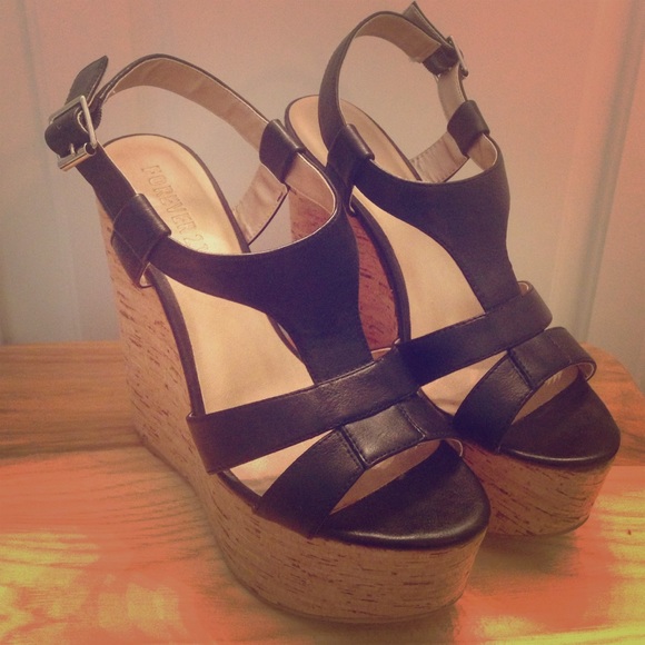 Black wedge sandals