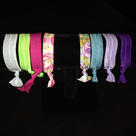 Bracelets/hair ties
