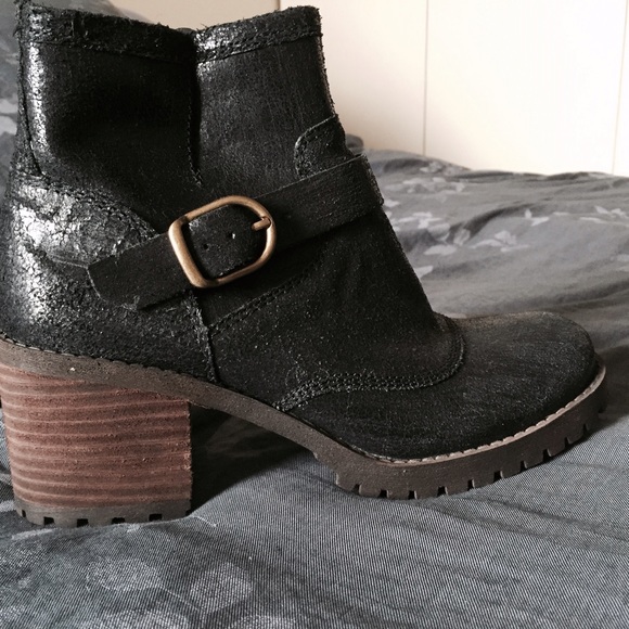Lucky brand boots brand new
