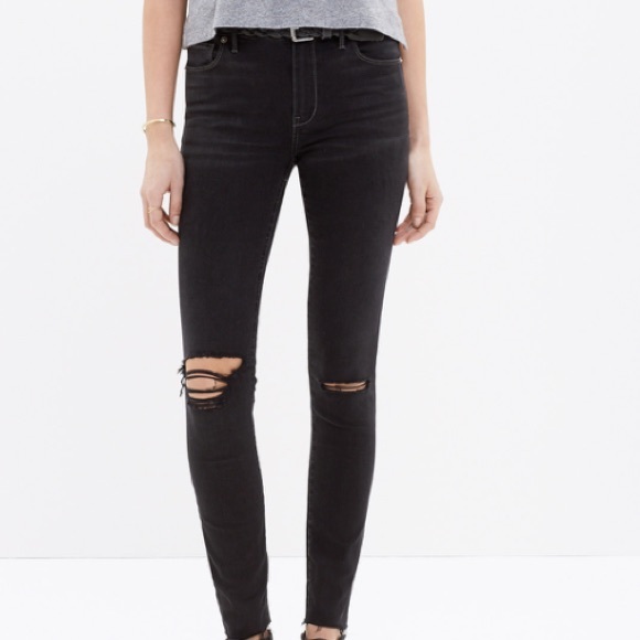High riser skinny cut-edge jeans in Black Sea