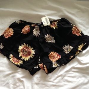 Floral Vodi Shorts