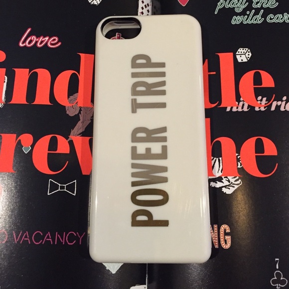 iPhone 5/5s charging case