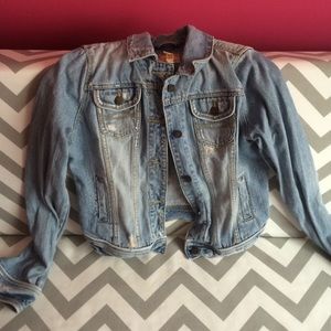 A&F light distressed Jean jacket, L