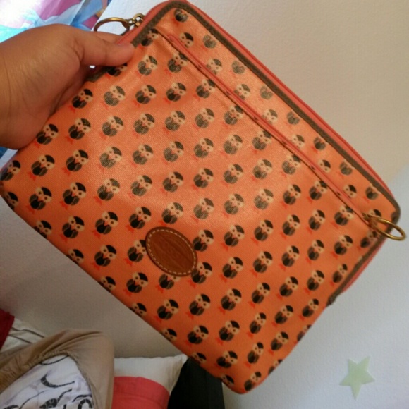 Fossil dust sleeve for tablet or ipad