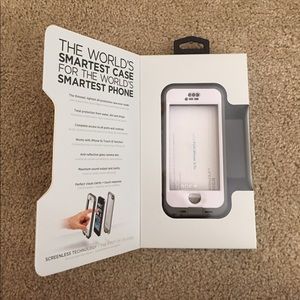 White LifeProof NÜÜD iPhone 5/5s Case