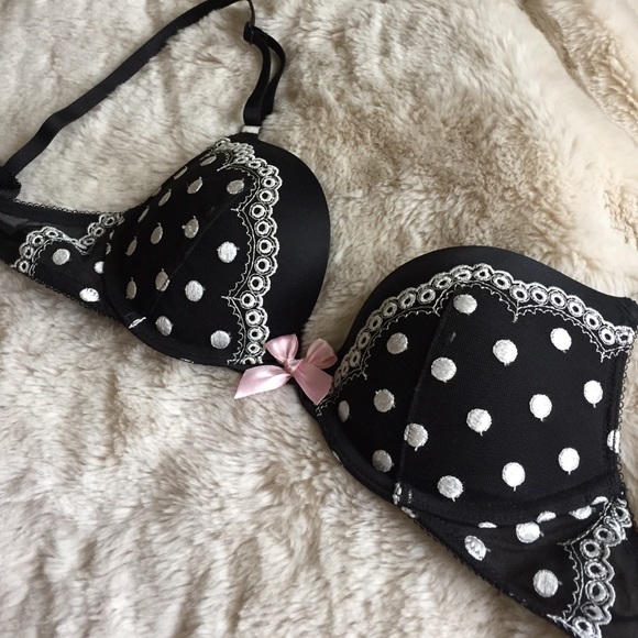 NEW Victoria's Secret Push-Up