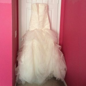 NWT Vera Wang Ivory Bridal gown size 10