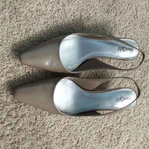 Unique Chardonnay color heels