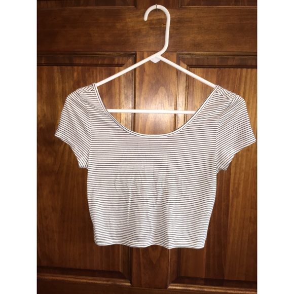 AE crop top