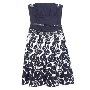 White House Black Market Strapless dress