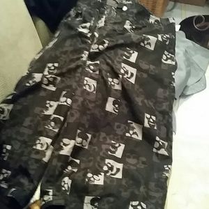 Boys skull shorts