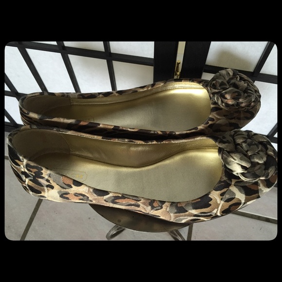 "Wild" Coach Flats