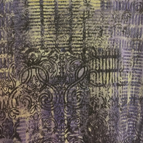 Purple top - Picture 2 of 3