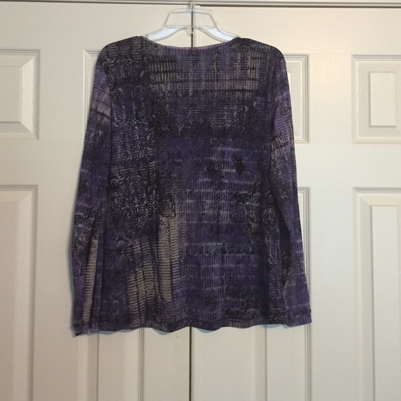 Purple top - Picture 3 of 3