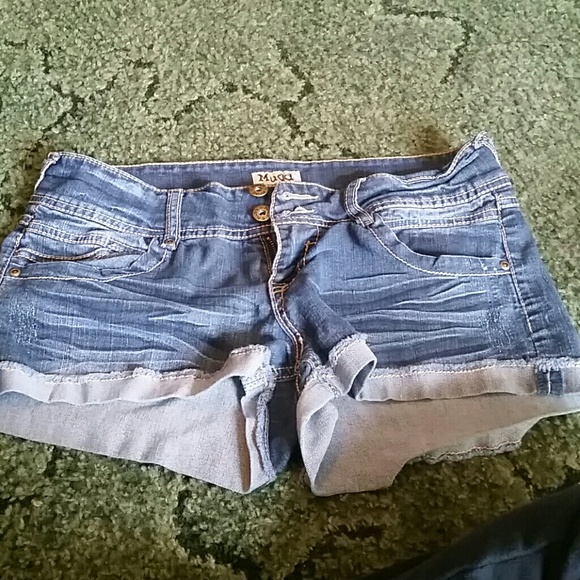 Deming shorts