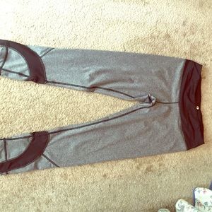 Workout leggings stay dry