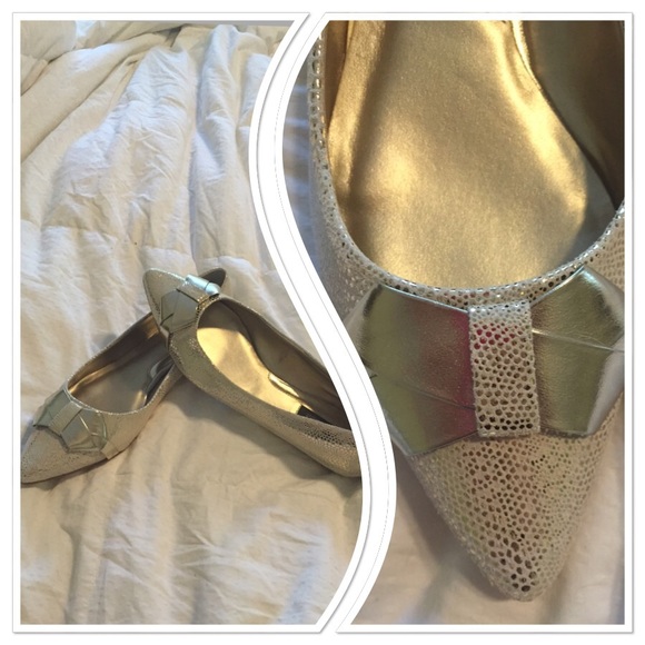 Gold flats