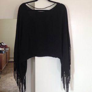 Fringe Sleeved Cropped Black Top