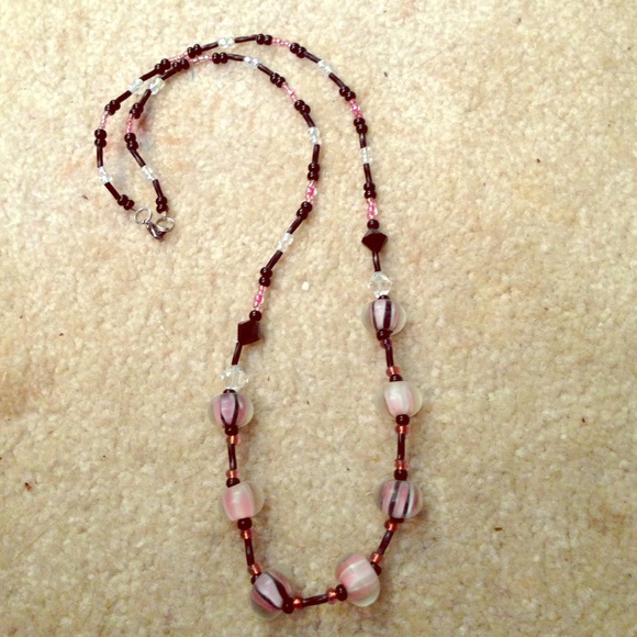 🌸HANDMADE NECKLACE🌸 - Picture 2 of 4