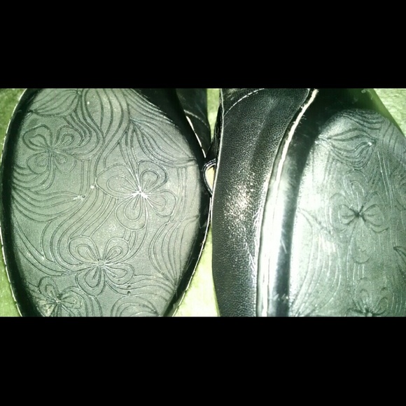 SOFT SPOT LEATHER FLATS - Picture 4 of 4
