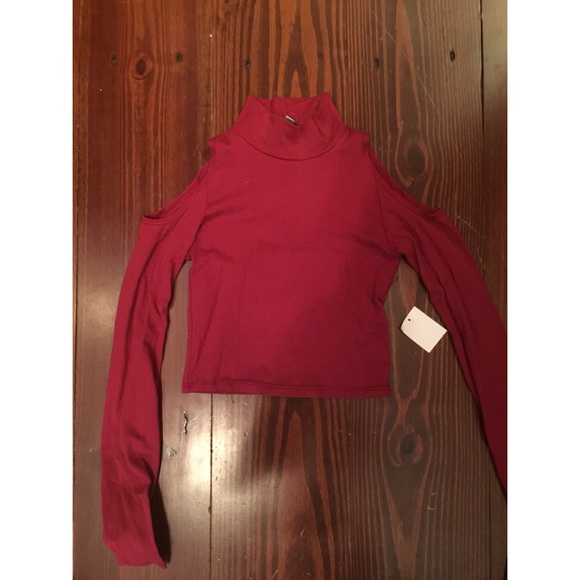 Turtleneck crop