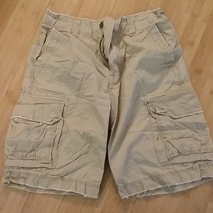 American Eagle Men's cargo shorts