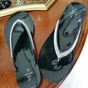 NWT Bling!!  Sexy black rhinestone flip flops