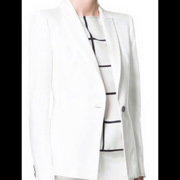 White Zara blazer