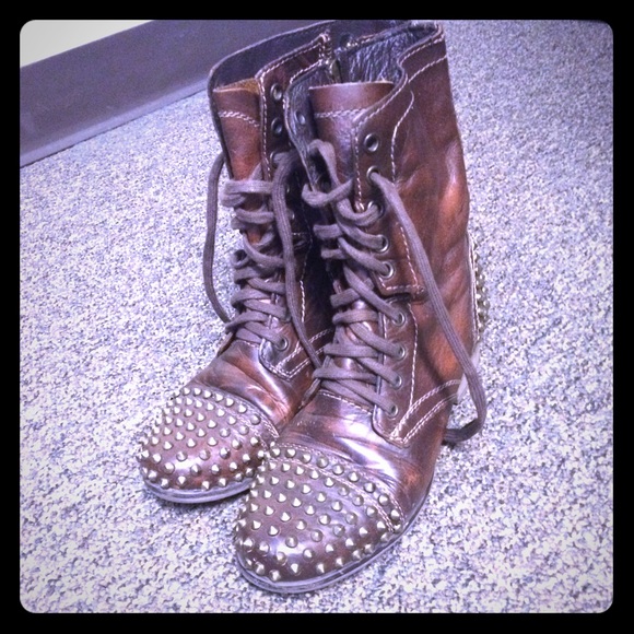 Steve Madden Tarnney Studded Combat Boot