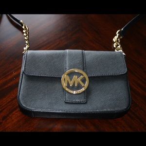 *SOLD*Michael Kors Fulton Leather Small Crossbody