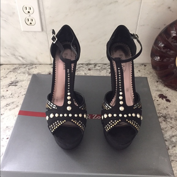 Like new!!  Blinged black suede platform wedges