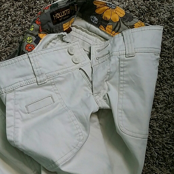 Hollister Khaki pants - Picture 3 of 3